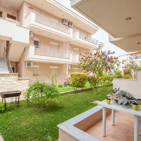 Icon Deluxe * Pefkochori