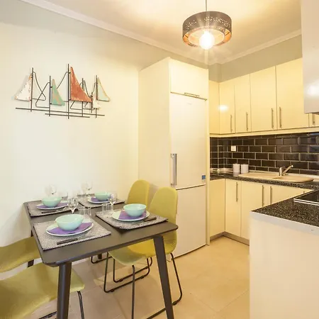 Icon Deluxe Apartment Pefkochori